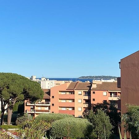 Appartement Vue Mer Avec Place De Parking Privee แซ็งต์-แมกซีม ภายนอก รูปภาพ