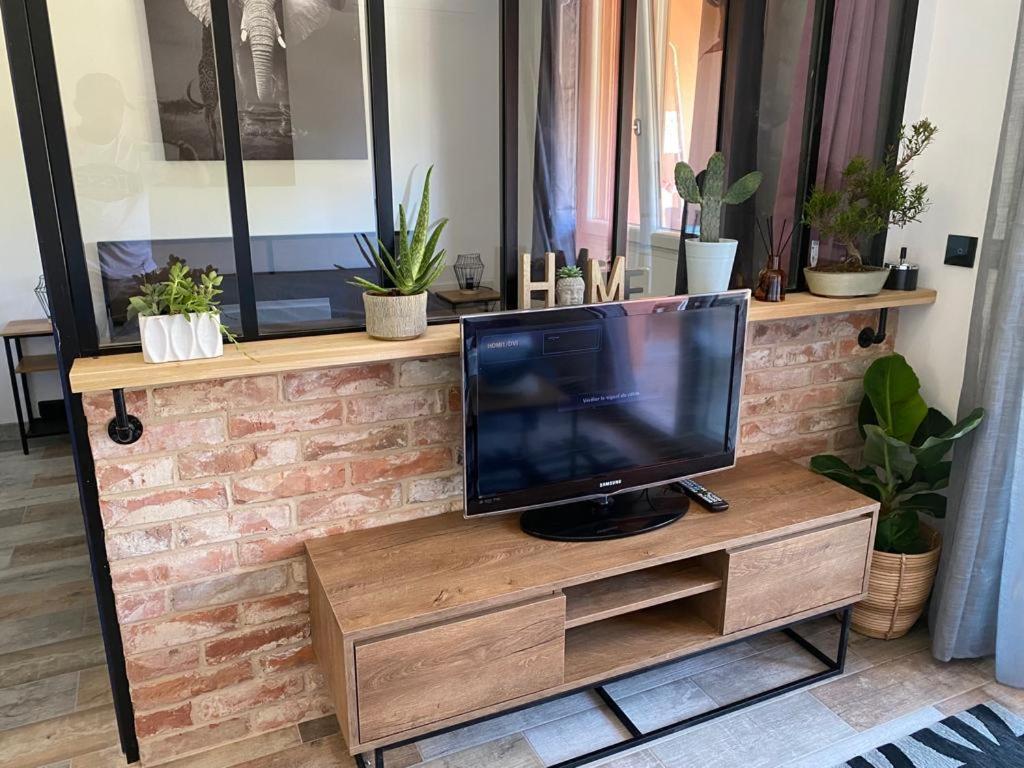 Appartement Vue Mer Avec Place De Parking Privee แซ็งต์-แมกซีม ภายนอก รูปภาพ