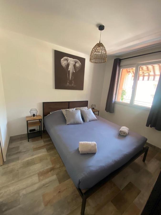 Appartement Vue Mer Avec Place De Parking Privee แซ็งต์-แมกซีม ภายนอก รูปภาพ